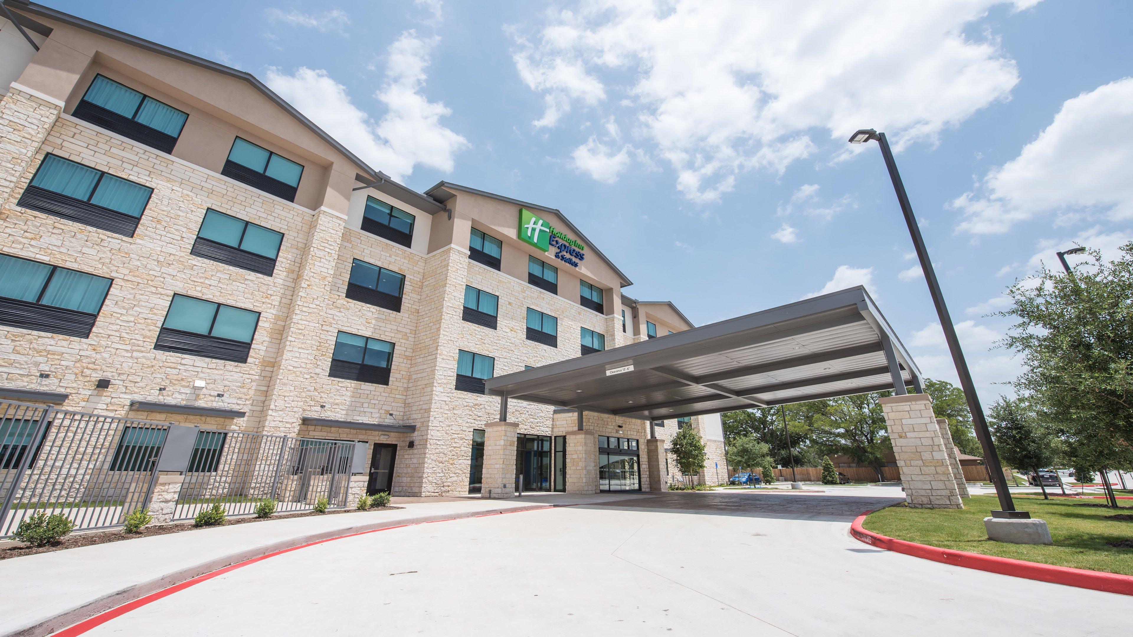 Holiday Inn Express & Suites - Dripping Springs - Austin Area By Ihg Exterior photo